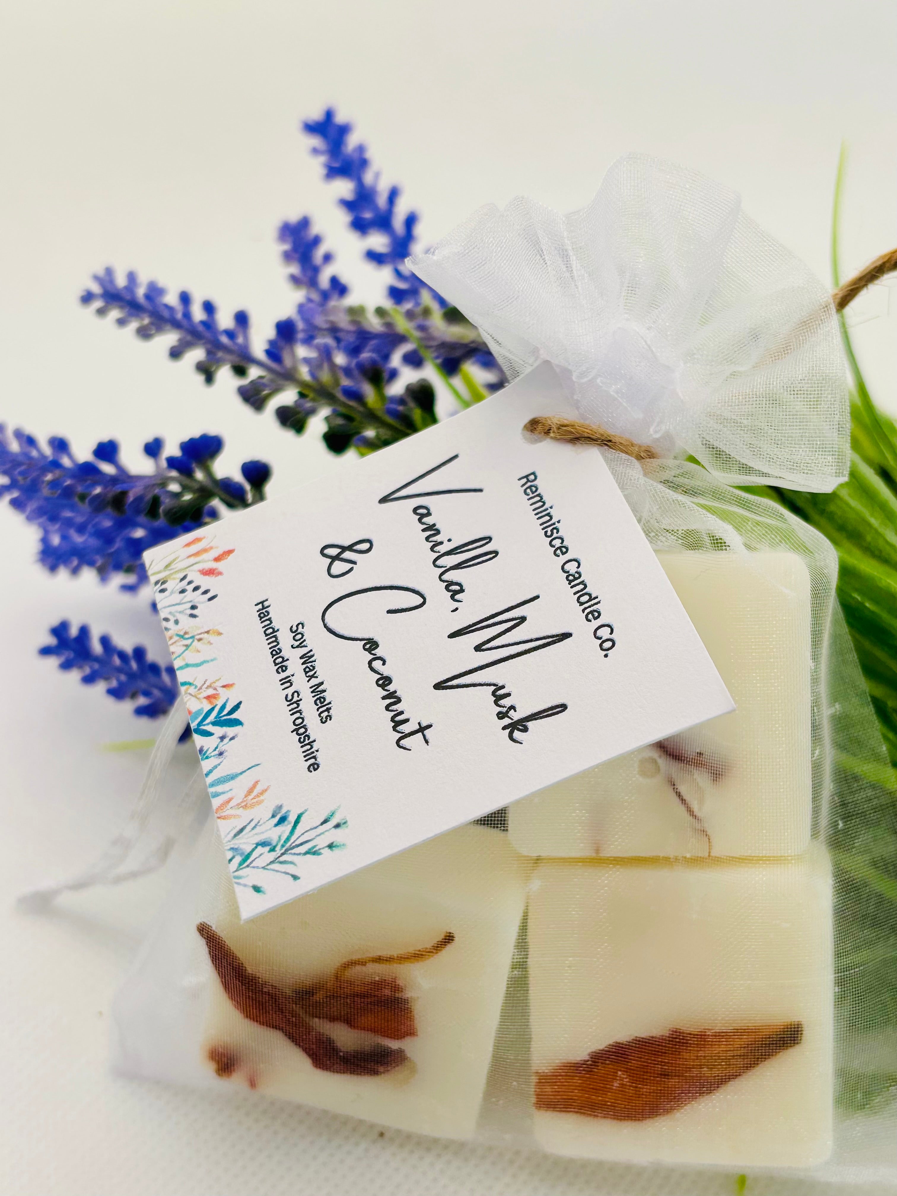 Vanilla, Musk & Coconut - Botanical Soy Wax Melts